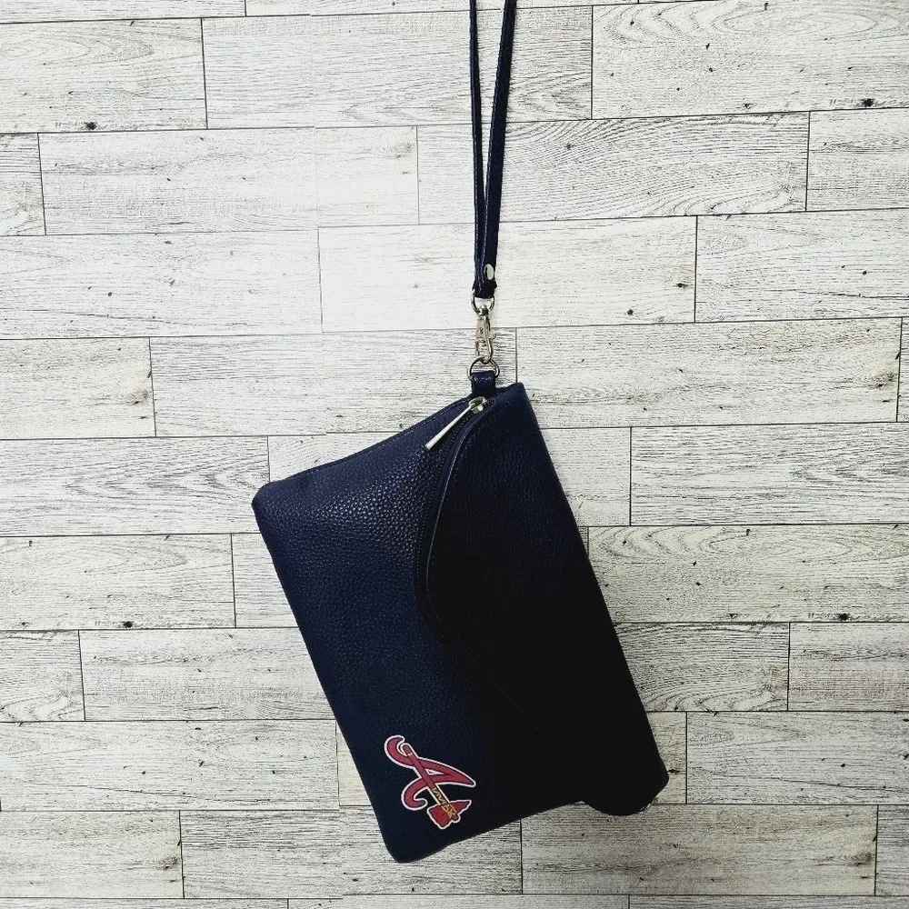 Atlanta Braves Officially Licensed MLB Fold Over Wristlet - Picture 4 of 9
